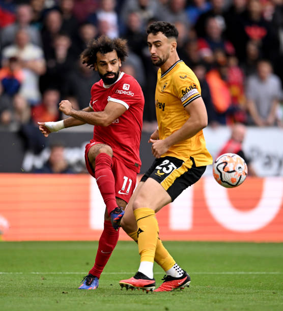 二人在场内 二人在场内