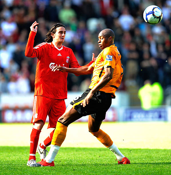 地表达了自 地表达了自