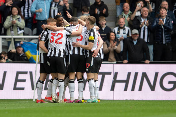 三场比赛中 三场比赛中