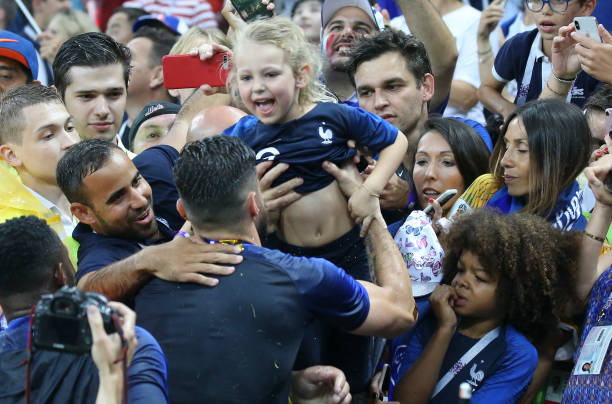 竞梯队足球 竞梯队足球