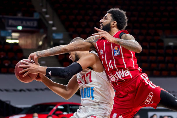 后卫线上挑 后卫线上挑